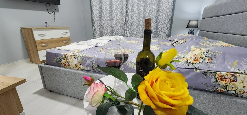 Durres, jap me qera shtepi 1+1 Kati 0, 28 m² 40 € (Rruga Lura Durres)