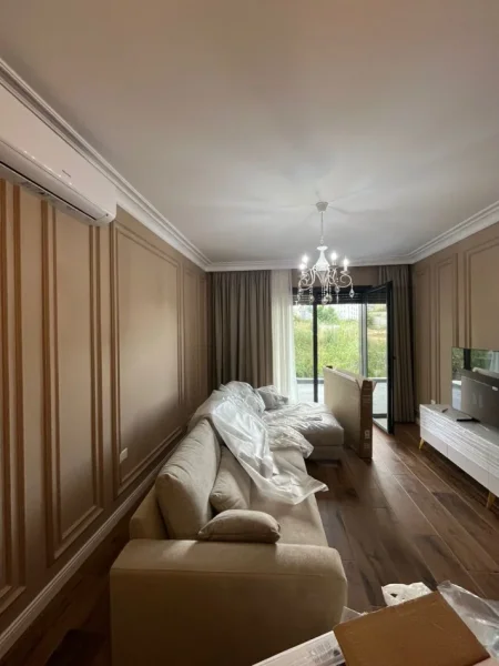 Tirane, jepet me qera apartament 2+1 Kati 1, 103 m² 1.200 € (Liqeni i Thate, prane Spitalit te Kafsheve)