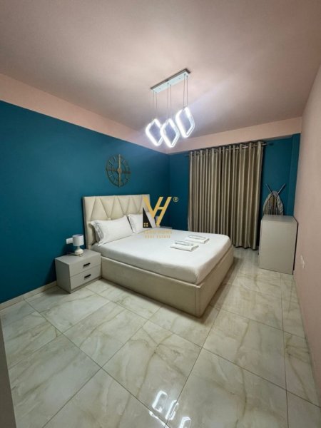 Tirane, jepet me qera apartament 1+1+Ballkon Kati 2, 75 m² 750 € (KOMPLEKSI OLIMPIK)
