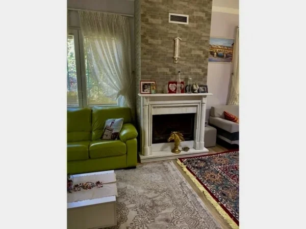 Tirane, shitet Vile 3 Katshe Kati 3, 1.000 m² 350.000 € (Peze e Vogel)