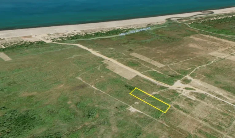 Kavaje, shitet toke ne bregdet , 3.600 m² 216.000 €