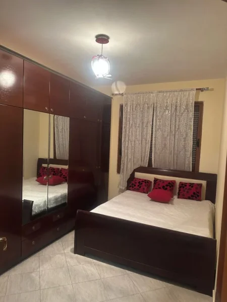 Tirane, jepet me qera apartament 1+1+Ballkon , 56 m² 79.000 € 