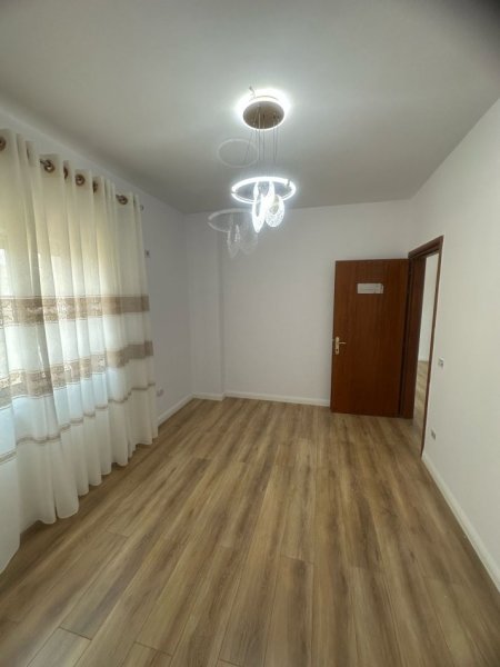 Tirane, shitet apartament 1+1+Ballkon Kati 5, 54 m² 85.000 € 