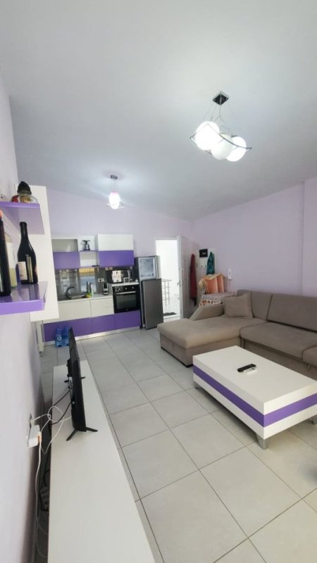 Gjiri Lalezit | Hamallaj, shitet apartament 1+1+Aneks+Ballkon Kati 2, 57 m² 150.000 € (gjiri i lalezit)