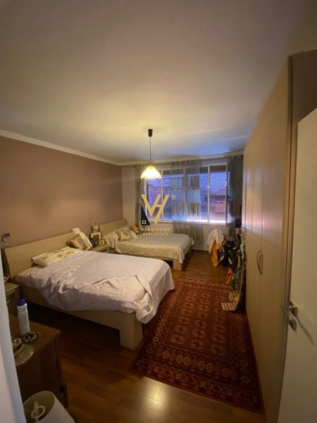 Tirane, shitet apartament 2+1+Ballkon Kati 5, 126 m² 230.000 € (MYSLYM SHYRI)