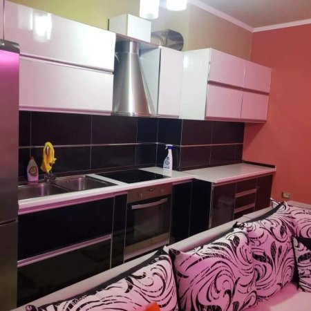 Tirane, jepet me qera apartament 1+1 tek Liqeni i Thate , Kati 4, 61 m² 500 €