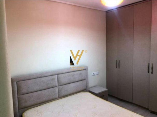 Tirane, jepet me qera apartament 1+1+Ballkon Kati 3, 60 m² 500 € (NISHARAKU)