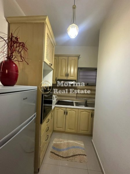 Tirane, jepet me qera apartament 1+1 Kati 2, 70 m² 600 € (Shkolla Baletit)