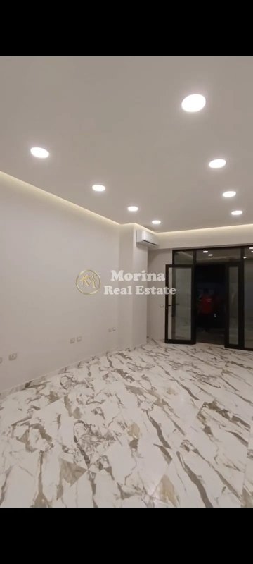 Tirane, jepet me qera ambjent biznesi Kati 1, 30 m² 500 € (Rruga Hysen Haxhi Dalliu)