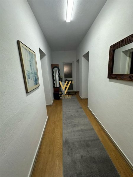 Tirane, shitet apartament 3+1+Ballkon Kati 1, 106 m² 175.000 € (BRRYLI)