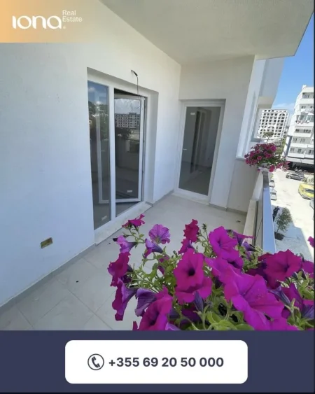 Golem, shitet apartament 1+1+ballkon, Kati 3, 57 m² (Perballe Hotel Flower)