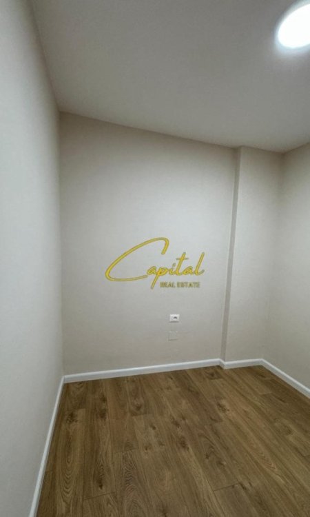 Tirane, jepet me qera apartament 2+1 Kati 5, 70 m² 650 € (21 DHJETORI)