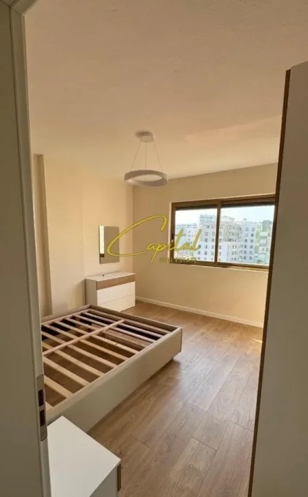 Tirane, jepet me qera apartament 2+1 Kati 5, 70 m² 650 € (21 DHJETORI)