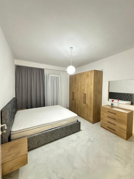Tirane, jepet me qera apartament 2+1+Ballkon Kati 8, 90 m² 600 € (Kompleksi Jolla , Astir)