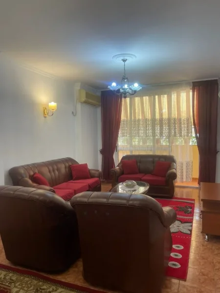 Tirane, jepet me qera apartament 2+1 Kati 2, 110 m² 600 € (myslym shyri)