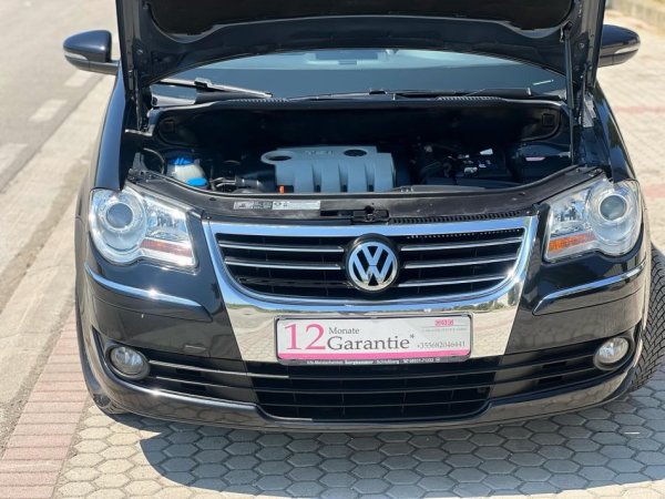 VW TOURAN 1.9 NAFTE 👉 2010 👈 kambio AUTOMATIKE - 6.200 €