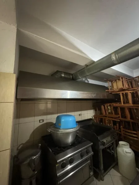 Fier, shes Shiten paisje per restorante/bare