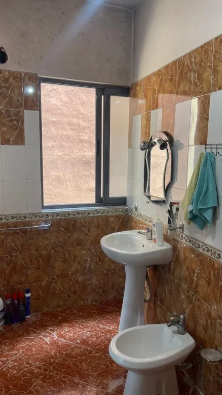 Tirane, jap me qera Vile Kati 2, 50 m² 250 € (Teodor keko)