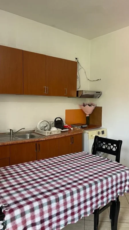 Tirane, jap me qera Vile Kati 2, 50 m² 250 € (Teodor keko)