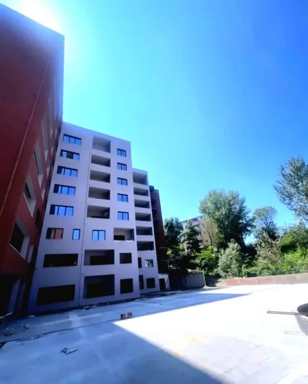 SHITET APARTAMENT PERBALLE XIBRAKUT 2+1+2 178.000 €