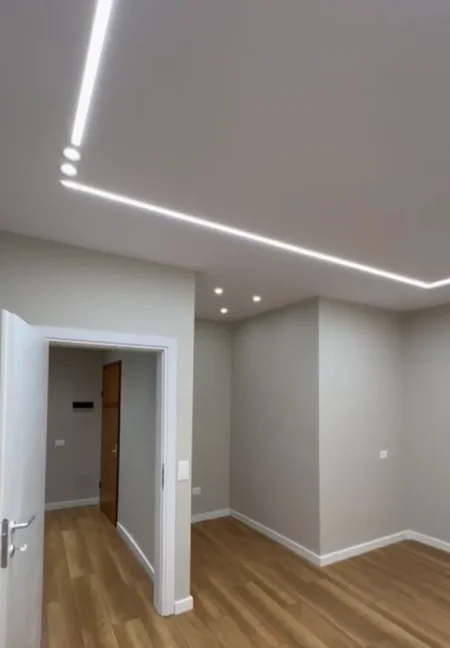 Tirane, shes apartament 1+1 Kati 4, 130.000 €