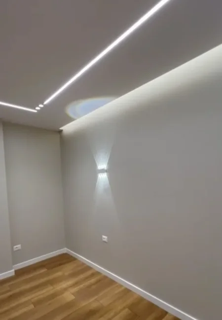 Tirane, shes apartament 1+1 Kati 4, 130.000 €