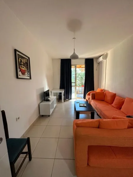 Tirane, jepet me qera apartament 1+1 Kati 2, 70 m² 400 € (Kodra e diellit)