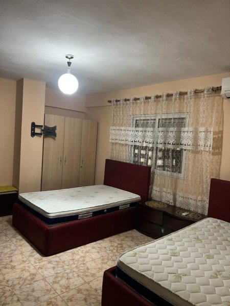 Tirane, shes apartament 2+1+Ballkon Kati 7, 125 m² 155.000 € (Rruga Dritan Hoxha)