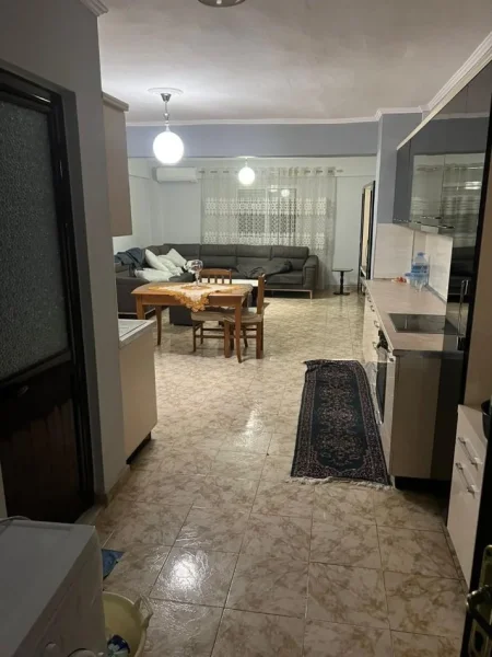 Tirane, shes apartament 2+1+Ballkon Kati 7, 125 m² 155.000 € (Rruga Dritan Hoxha)