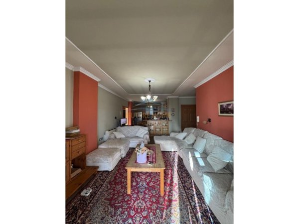 Tirane, shitet apartament 2+1+Ballkon Kati 5, 118 m² 160.000 € (FRESKU)