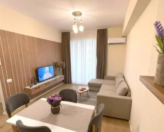 Tirane, shitet apartament 2+1 Kati 6, 93 m² 237.500 € (stacioni i trenit)