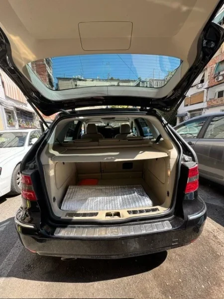 Tirane, shitet makine Mercedes Benz B Class Benzin, e zeze automatik Kondicioner 219.170 km 5.000 €
