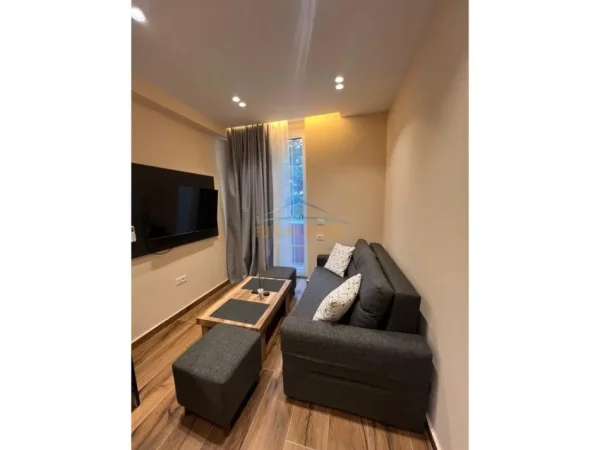Tirane, shitet apartament duplex Dublex Kati 2, 152 m² 550.000 € (Stadiumi Dinamo)