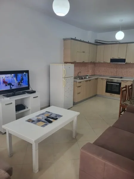Tirane, jepet me qera apartament 1+1+Ballkon Kati 6, 350 € (Astir)