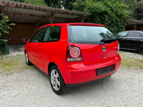 Berat, shitet makine polo Benzin, e kuqe manuale Klima 2.800 km 123 €