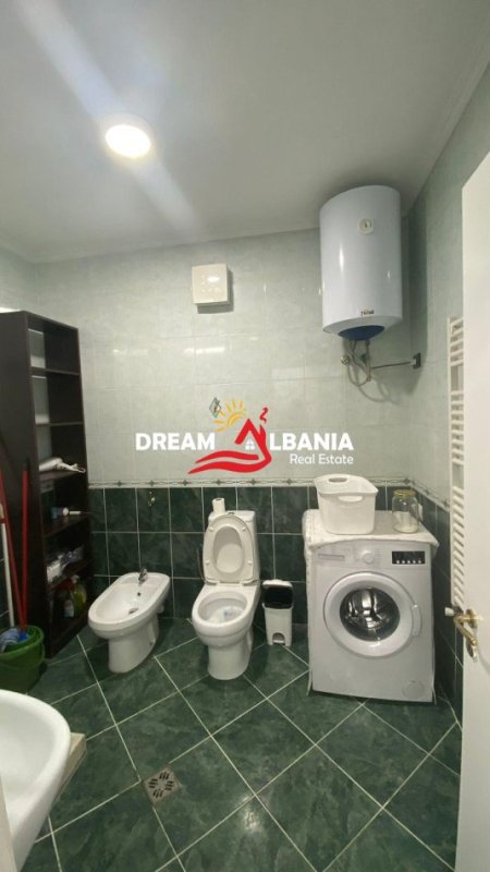 Tirane, jepet me qera apartament 1+1 , 70 m² 580 € 