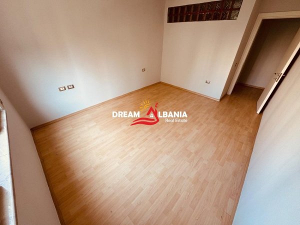 Tirane, shitet apartament 2+1 , 98 m² 245000 €