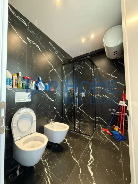 Tirane, shitet apartament 2+1+Aneks+Ballkon Kati 5, 116 m² 254.000 € (SAUK)