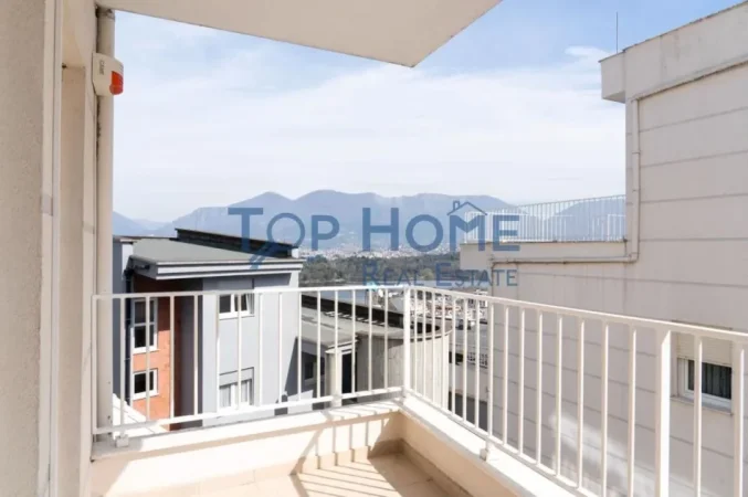 Tirane, shitet apartament 2+1+Aneks+Ballkon Kati 3, 109 m² 250.000 € (kopshti botanik)