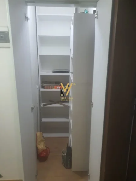 Tirane, jepet me qera apartament 1+1+Ballkon Kati 1, 60 m² 700 € (RRUGA SAMI FRASHERI)