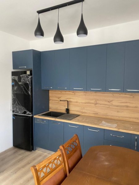 Tirane, jepet me qera apartament 1+1 Kati 4, 65 m² 500 € ( *JEPET ME QERA APARTAMENT 1+1 – 5 MAJ AFER CONCORDIT*)