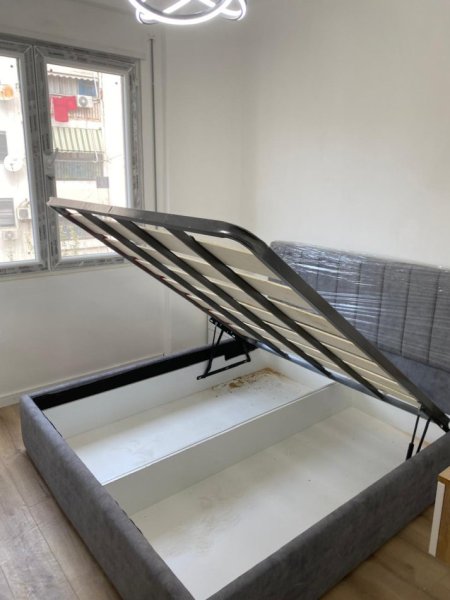 Tirane, jepet me qera apartament 1+1 Kati 4, 65 m² 500 € ( *JEPET ME QERA APARTAMENT 1+1 – 5 MAJ AFER CONCORDIT*)