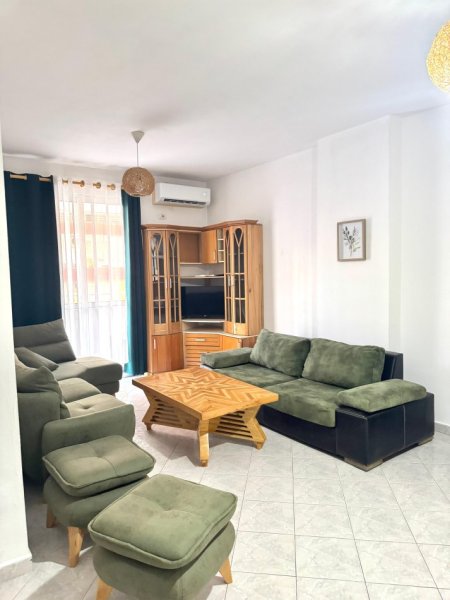 Tirane, jepet me qera apartament 1+1+Ballkon Kati 2, 70 m² 450 € (Astir, Rruga Mikel Maruli)