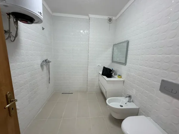 Tirane, shitet apartament 1+1+Ballkon Kati 9, 56 m² 88.000 € (besim alla)