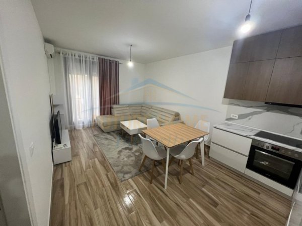 Tirane, shitet apartament 1+1 Kati 7, 62 m² 125.000 € (RRUGA KONGRESI I MANASTIRIT)