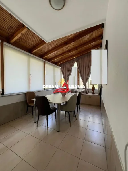 Tirane, jepet me qera zyre , 80 m² 1.000 € 