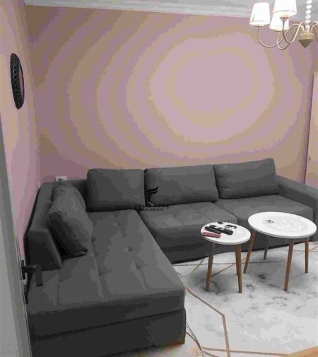 Tirane, jepet me qera apartament 2+1 Kati 1, 80 m² 600 € (RRUGA E ELBASANIT)