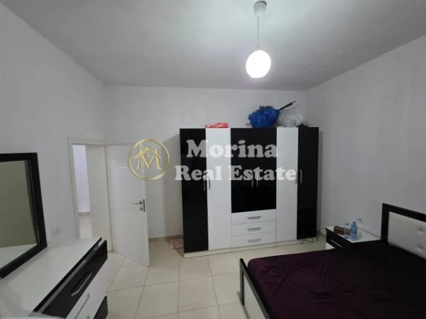 Tirane, jepet me qera apartament 2+1 Kati 1, 95 m² 300 € (Yzberisht)