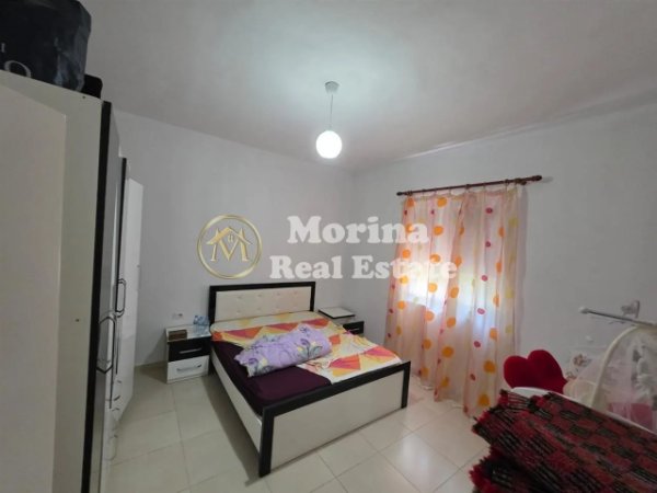 Tirane, jepet me qera apartament 2+1 Kati 1, 95 m² 300 € (Yzberisht)