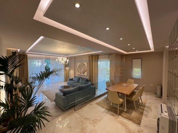 Gjiri Lalezit | Hamallaj, shitet Vile 3+1 , 257 m² 870.000 € (Rezidenca Lura 3)